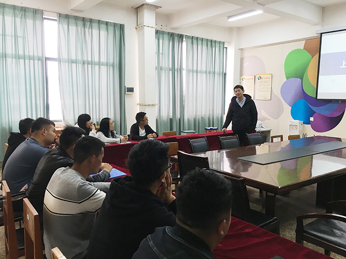 化科系举办分析检测专场招聘会