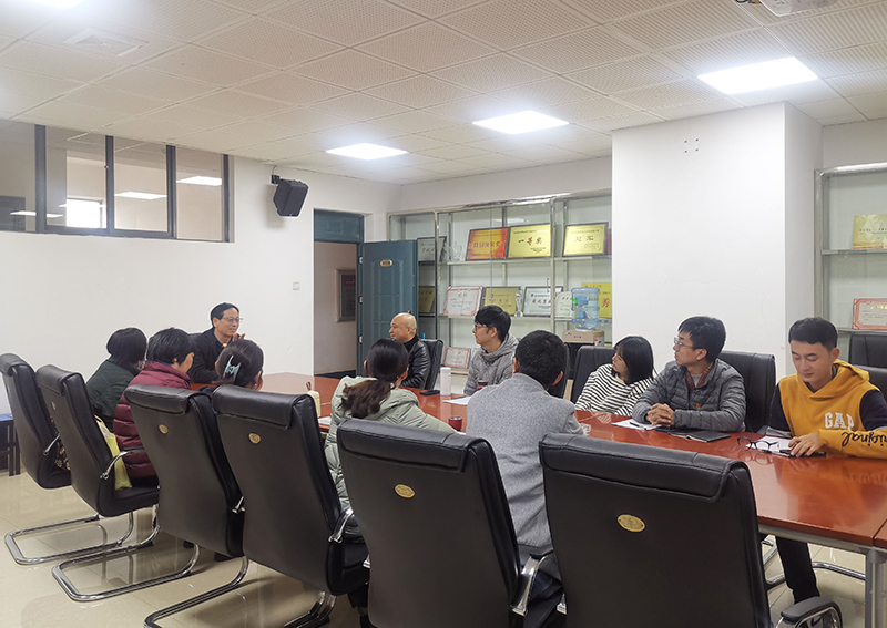 云南省音乐家协会副主席罗章斌应邀到音乐舞蹈学院作项目申报指导