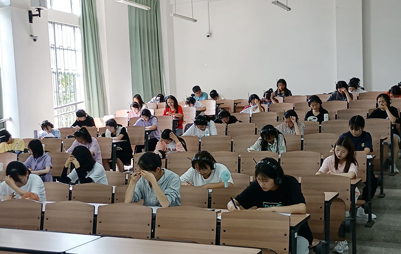 昆明学院2021年“团团带你过四级”四六级全真模考顺利举行